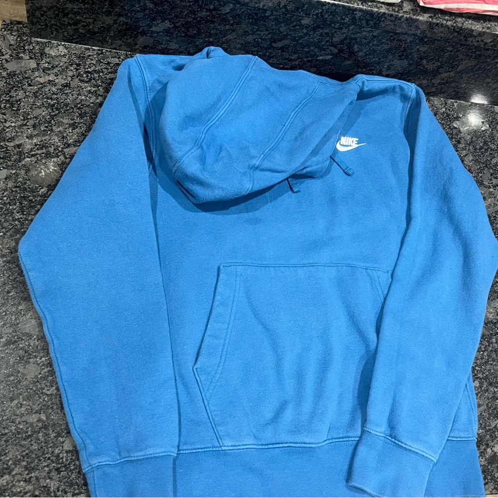 Nike Men's Vibrant Blue Pullover Hoodie